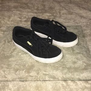 Puma soft foam comfort insert sneakers in black